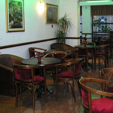 Kings Paget Hotel West Drayton  Esterno foto