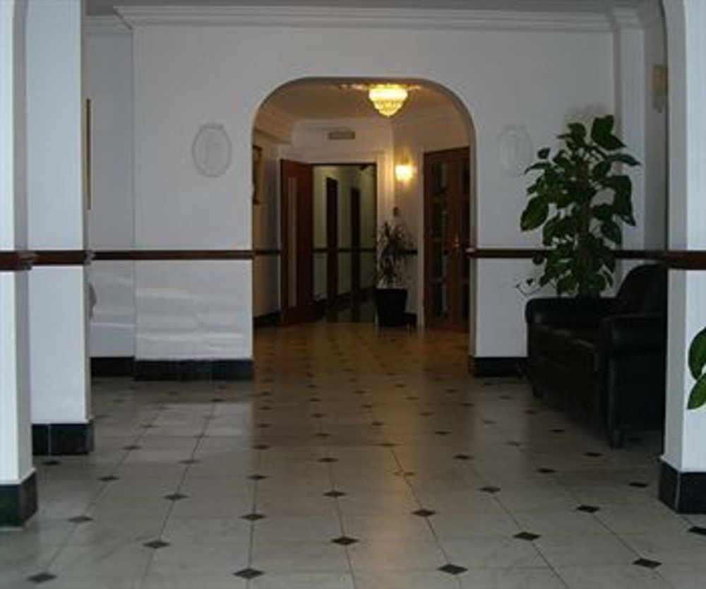 Kings Paget Hotel West Drayton  Esterno foto
