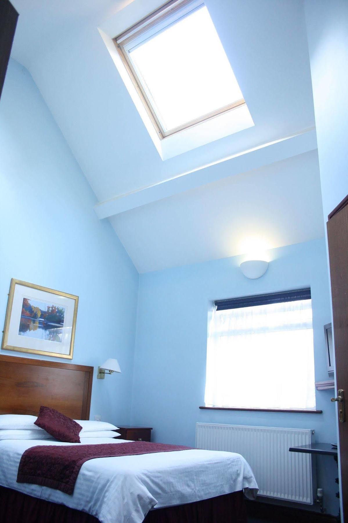 Kings Paget Hotel West Drayton  Esterno foto