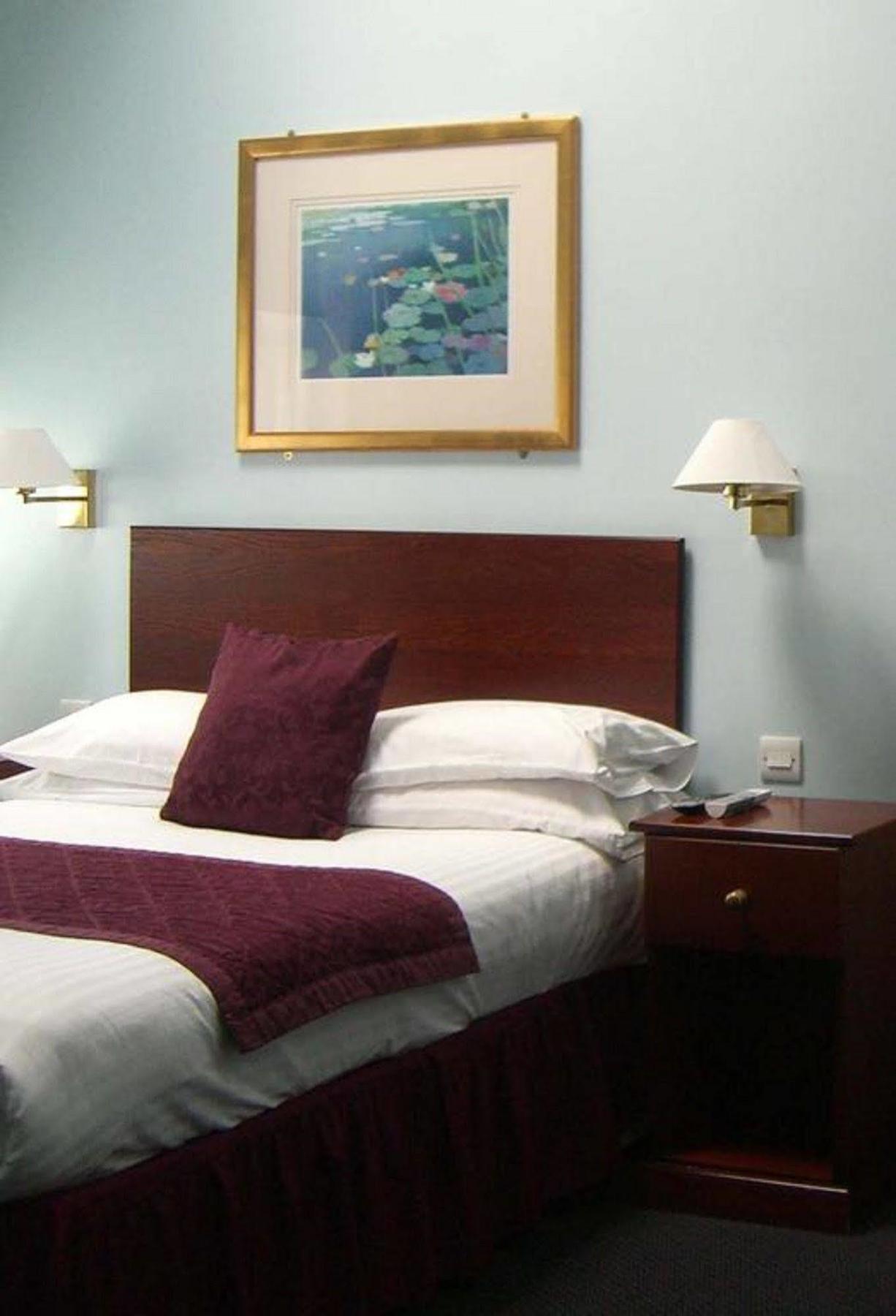 Kings Paget Hotel West Drayton  Esterno foto