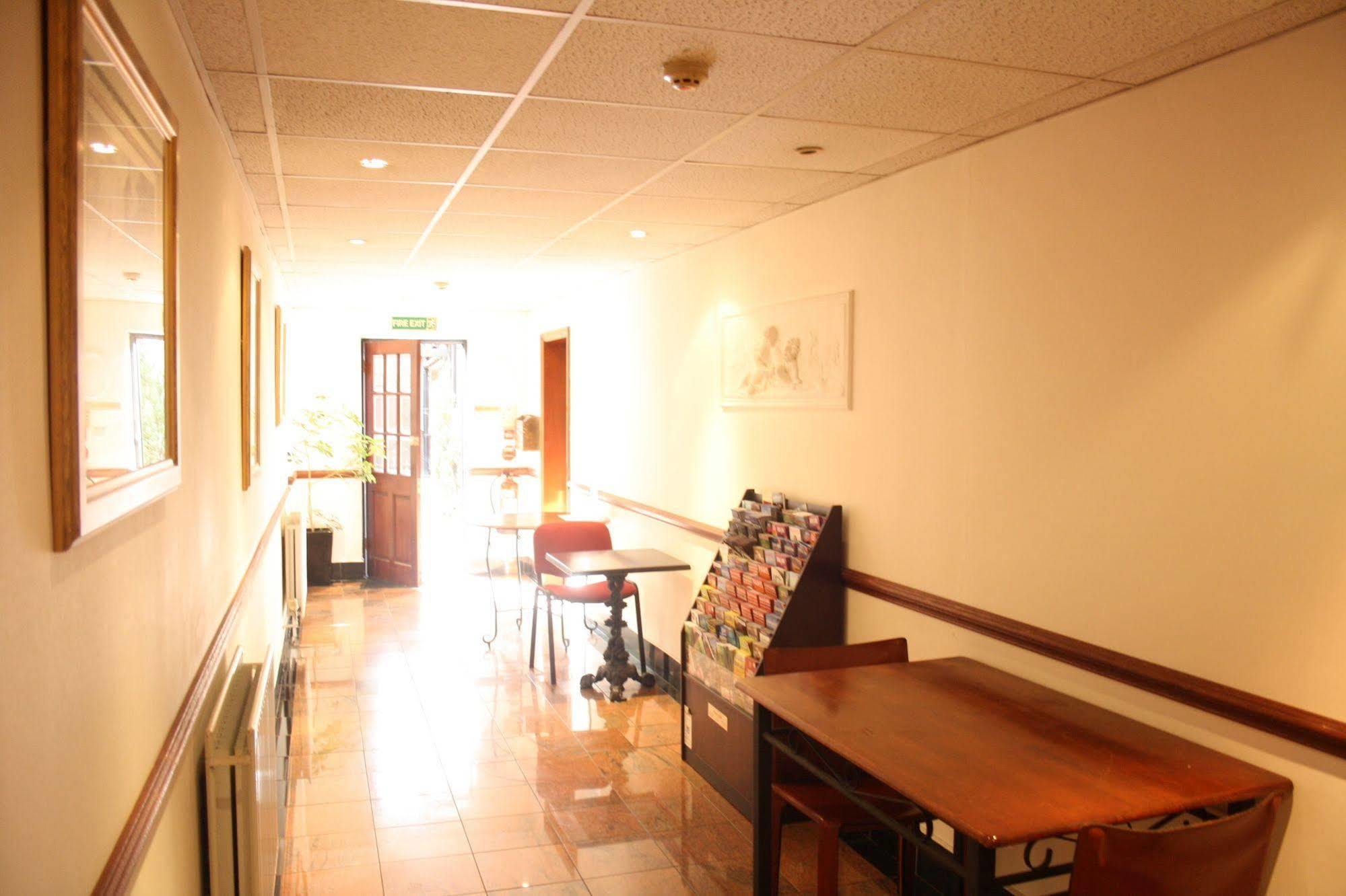 Kings Paget Hotel West Drayton  Esterno foto
